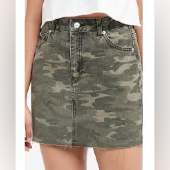 Topshop Dresses & Skirts - TOPSHOP
Moto Camouflage Denim Skirt Size 0